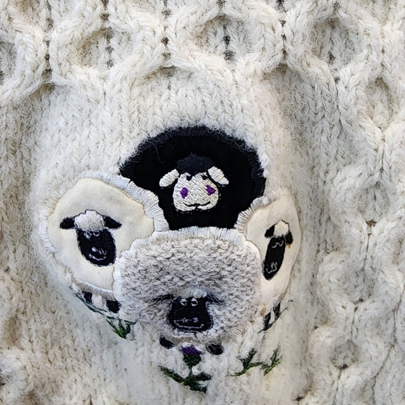 Vintage Highland Home Industries sweater - Picture 4 of 4